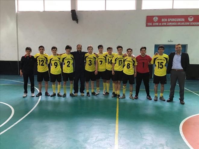Futsal Şampiyonu Anadolu Lisesi