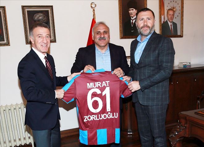 Trabzonspor Yönetiminden Zorluoğlu´na Tebrik Ziyareti
