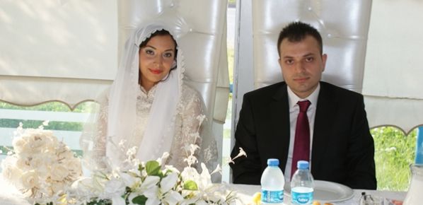 Ankara`da filizlenen aşk Trabzon da evlilikle bitti