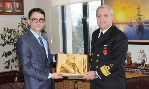 Kaymakam Gül?den, Askeri Yargıtay Başkanı Ahmet Zeki Liman?a Ziyaret