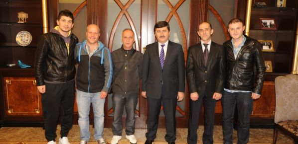  Trabzon Valisi Abdil Celil Öz?e hayırlı olsun ziyaretleri devam ediyor.