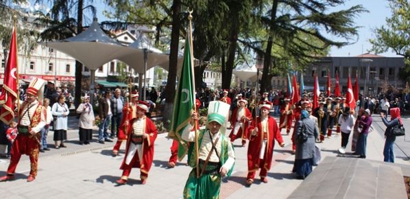 Trabzon`da Kanuni yürüyüşü muhteşem geçti