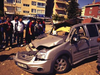 Trabzonspor Taraftarları Kaza Yaptı