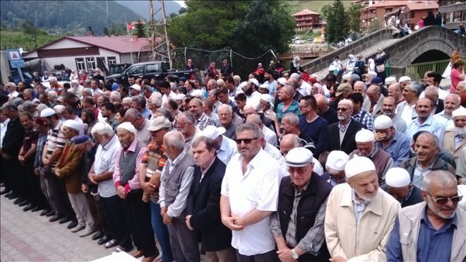 Uzungöl´de Havva Anne Ağlattı