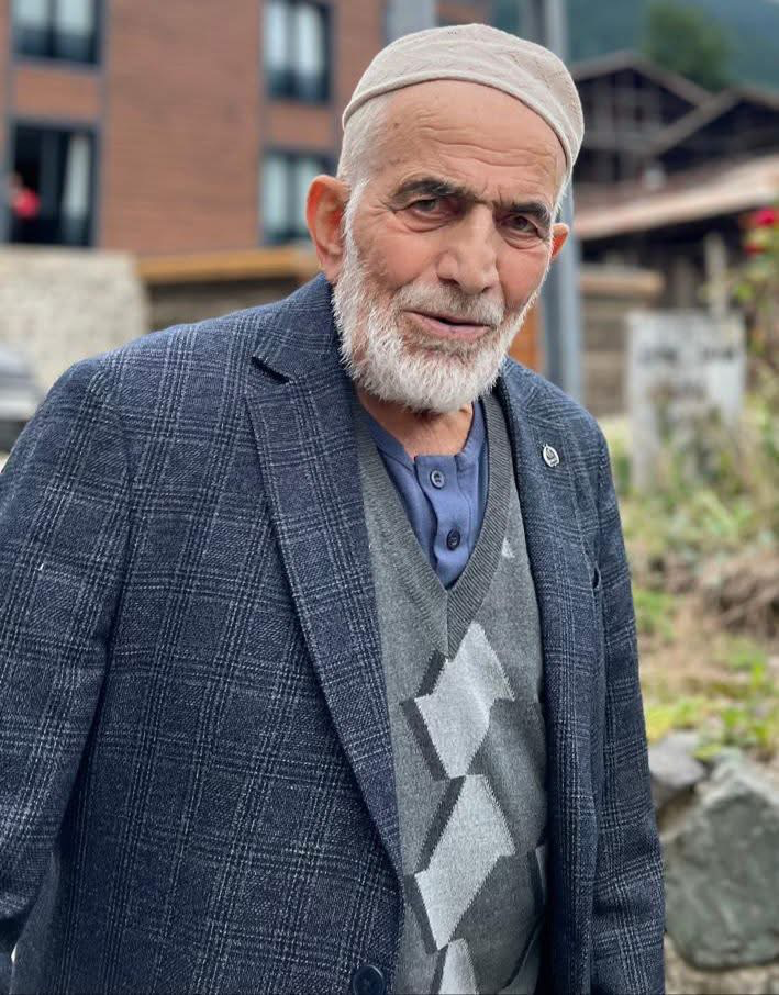 Uzungöl’ün Yaşayan Çınarı Ağlattı