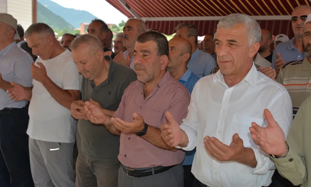 Uzungöl,Elmas Manavoğlu