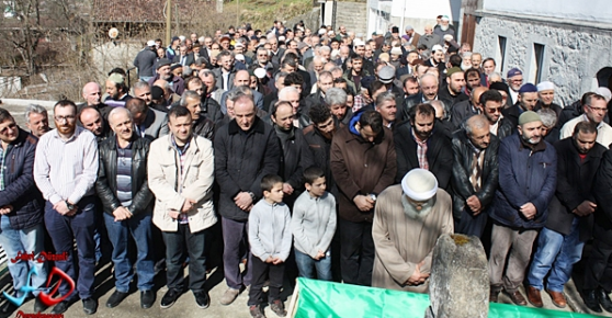 13 Yaşında Beyin Tümörüne Yenik Düştü!