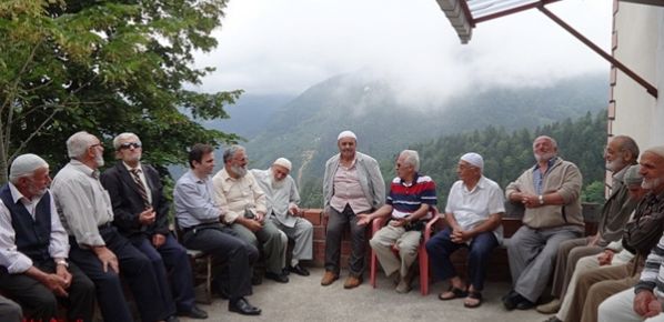Kaymakam ve Müftü Güney Mahallesinde