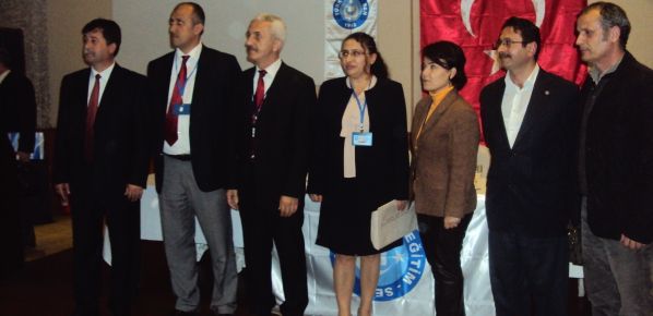 2.Nolu Türk Eğitim-Sen`den Kongre